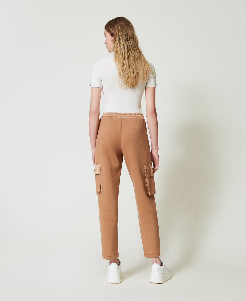 Twin Set Pantaloni cargo in tessuto scuba e raso Offerta Pasqua