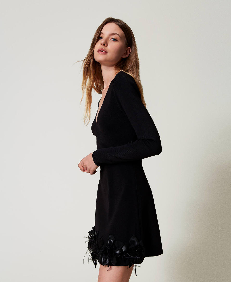 Twin Set Abito corto in maglia con fiori e piume Offerta speciale della fabbrica