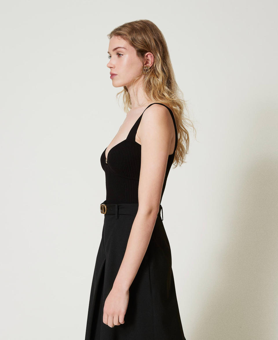 Twin Set Top fitted in maglia con logo Oval T Vendita Economica