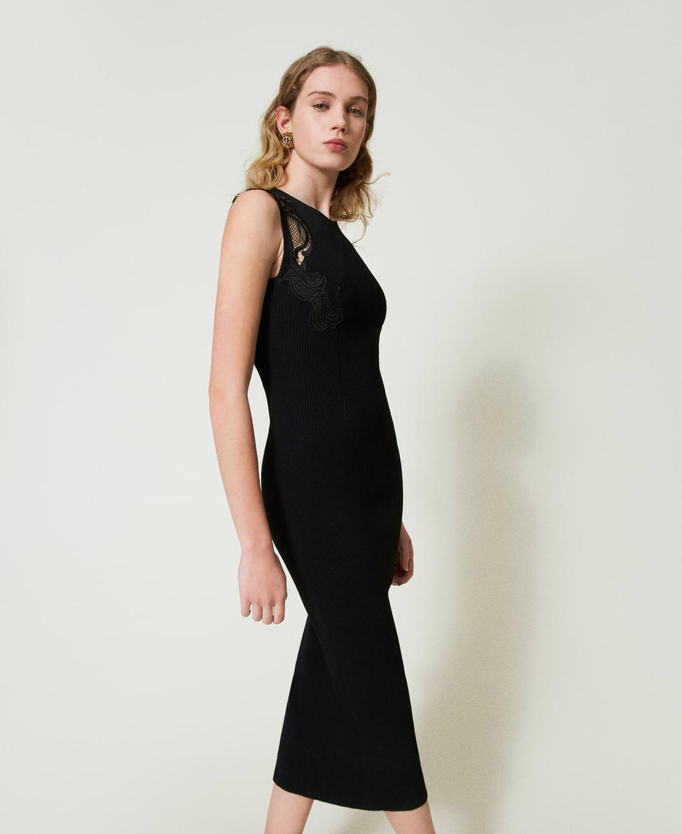 Twin Set Abito lungo in maglia con pizzo Saldi Di Fabbrica
