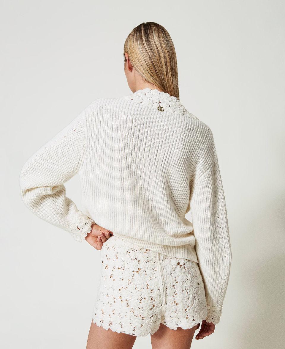 Twin Set Shorts in maglia misto lana con ricamo Offerta speciale