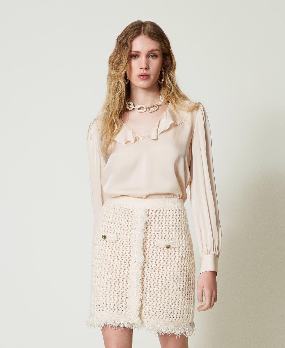 Twin Set Blusa in raso con volant Enormi sconti