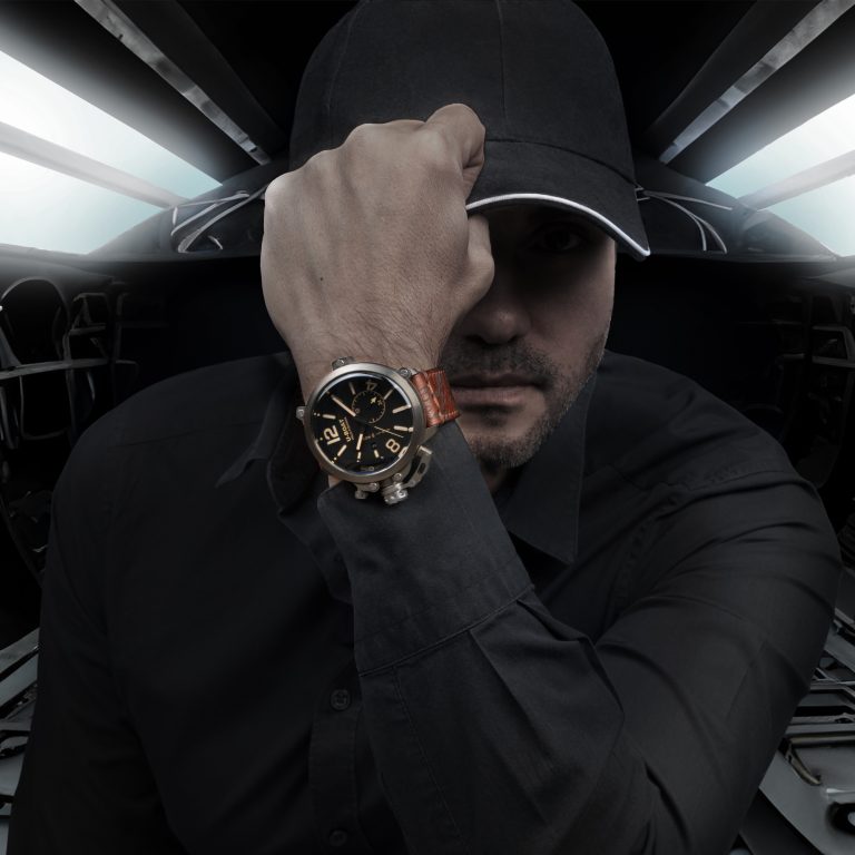 U Boat CAPSULE 50MM TITANIUM BK BE In Saldo