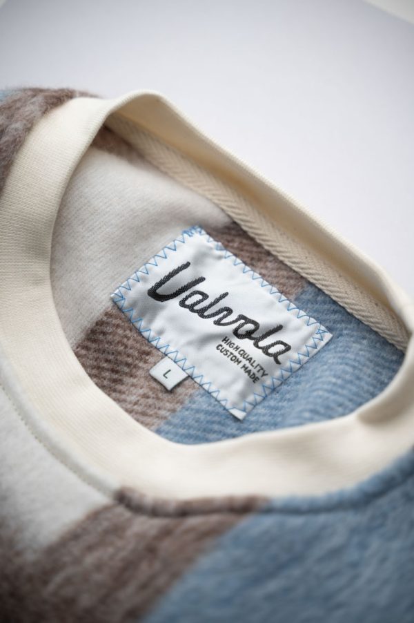 Valvola Fashion FELPA GIROCOLLO CON DAVANTI E DIETRO IN CONTRASTO TARTAN Valvola Fashion FELPA GIROCOLLO CON DAVANTI E DIETRO IN CONTRASTO TARTAN