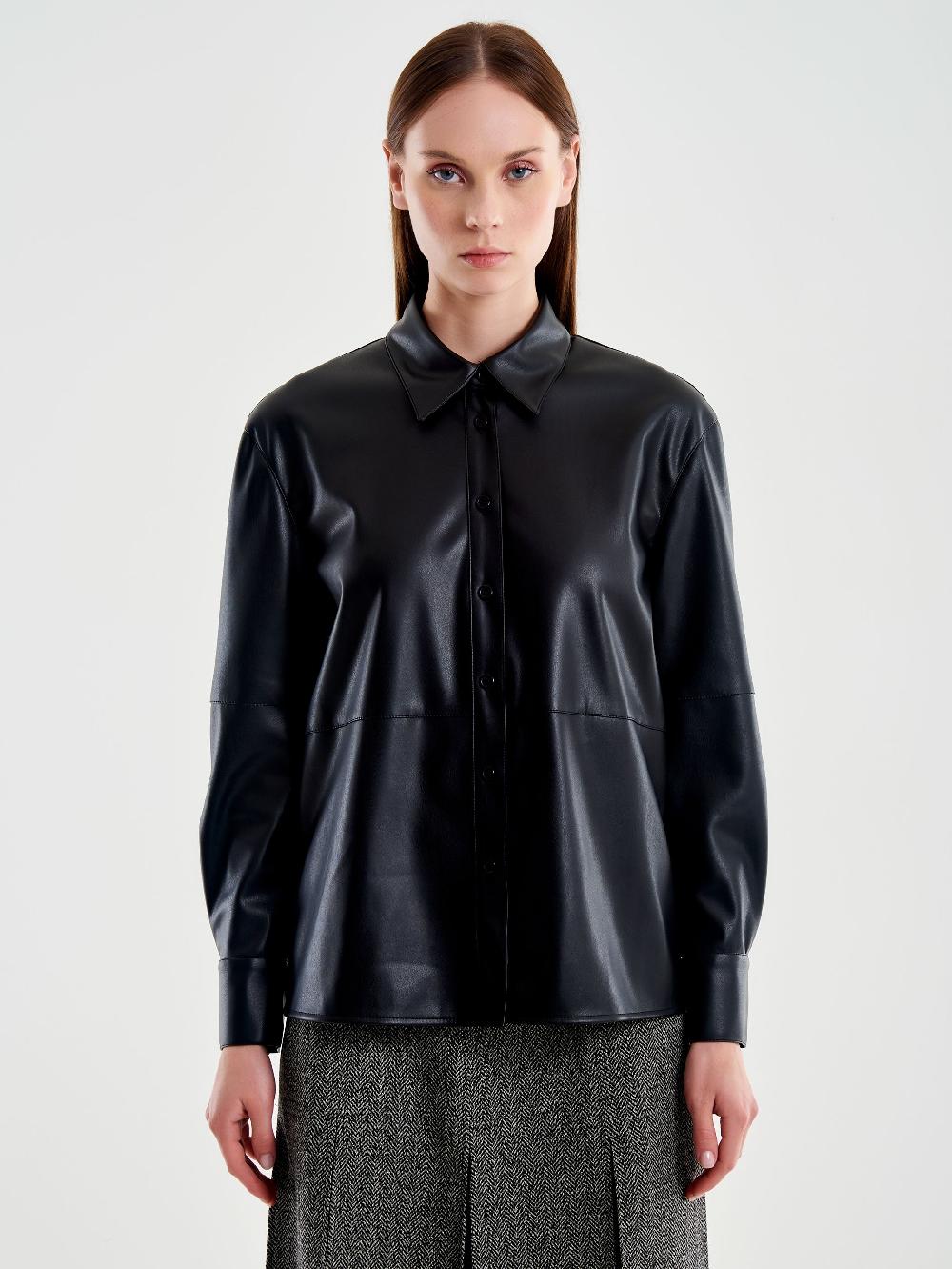 Vicolo Camicia Effetto Pelle Nero In Linea
