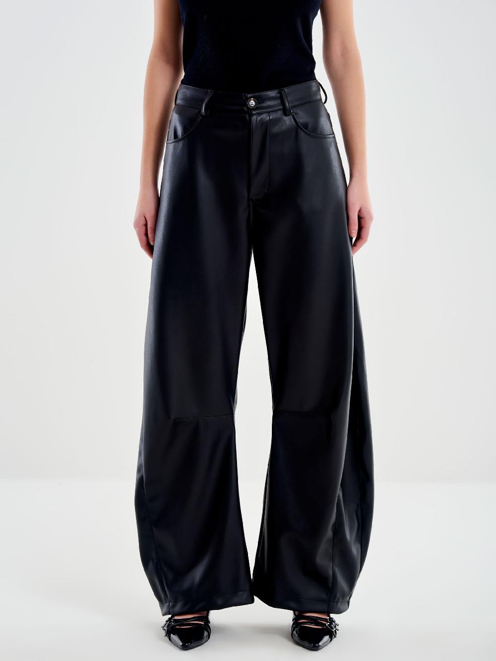Vicolo Pantalone Ecopelle Loose Fit Nero Sconto