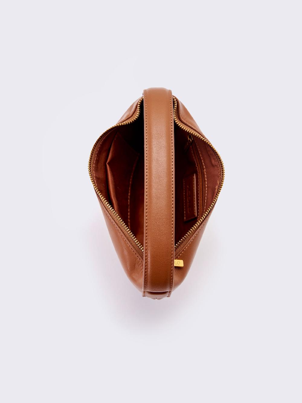 Vicolo Borsa Croissant Cammello In Saldo