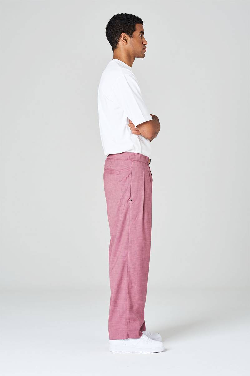 White sand Pantaloni gamba ampia con pinces in tessuto effetto lana Fino Al -60%