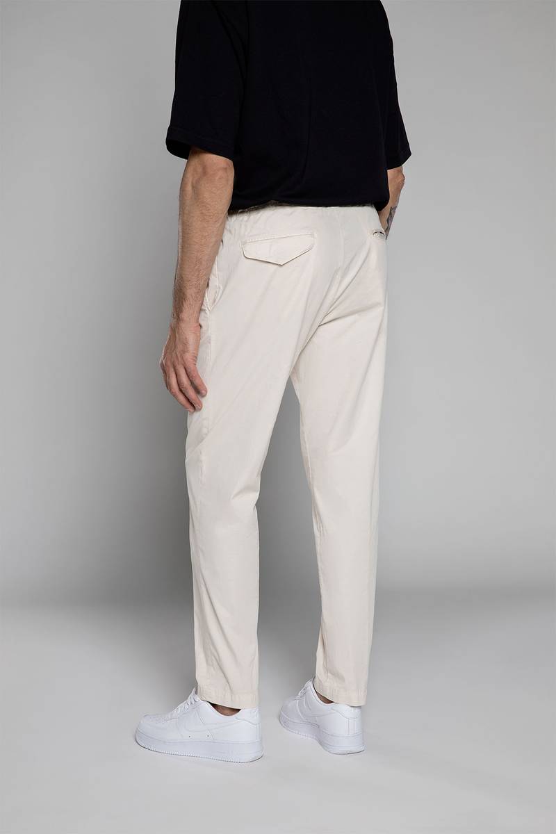 White sand Pantaloni in gabardina di cotone In Vendita