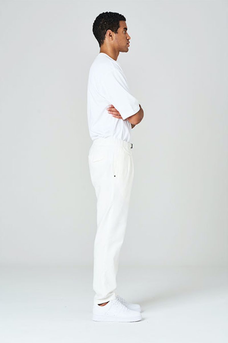White sand Pantaloni regular fit con doppia pince 2025